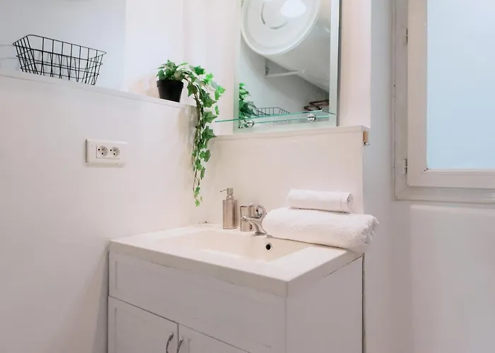 Apartment Grand Appartement- Le Port A/c